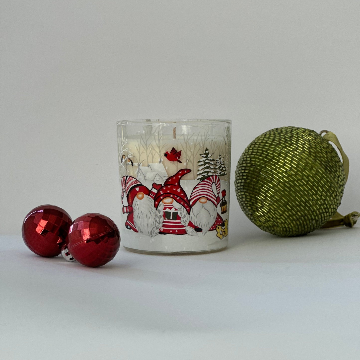 Holly Jolly Gnomes Candle 150g